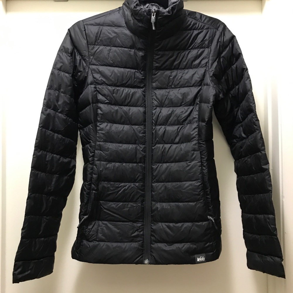 Rei co-op womens xs black puffer zip up jacket w pockets down insulated like new
